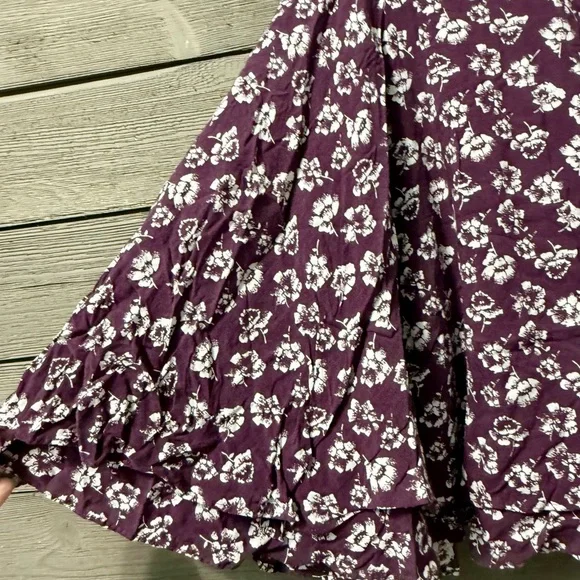 Kimchi Blue Urban Outfitters Purple White Floral Pattern Mini Dress Sz 4 Chic - Picture 4 of 12